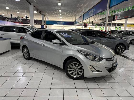 HYUNDAI ELANTRA 2.0 GLS 16V FLEX 4P AUTOMÁTICO HYUNDAI ELANTRA 2.0 GLS 16V FLEX 4P AUTOMÁTICO